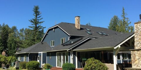 Roofing contractor in Issaquah, WA